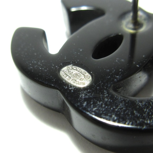 CHANEL Coco Mark Earrings - Picture 5 of 8